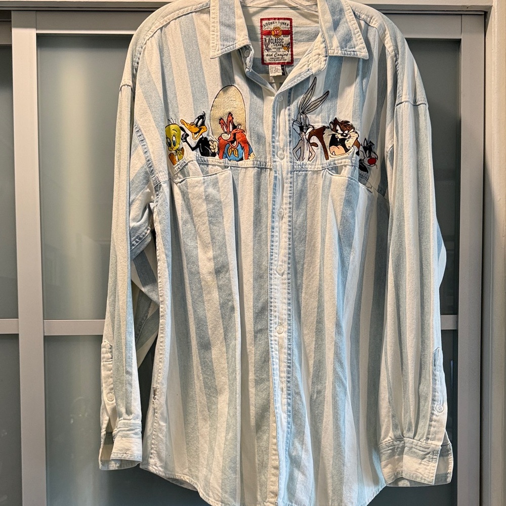 Warner Bros. Light Blue and White Cartoon Character Shirt